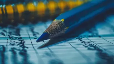 Writing Effective Summaries Without Losing Key Points