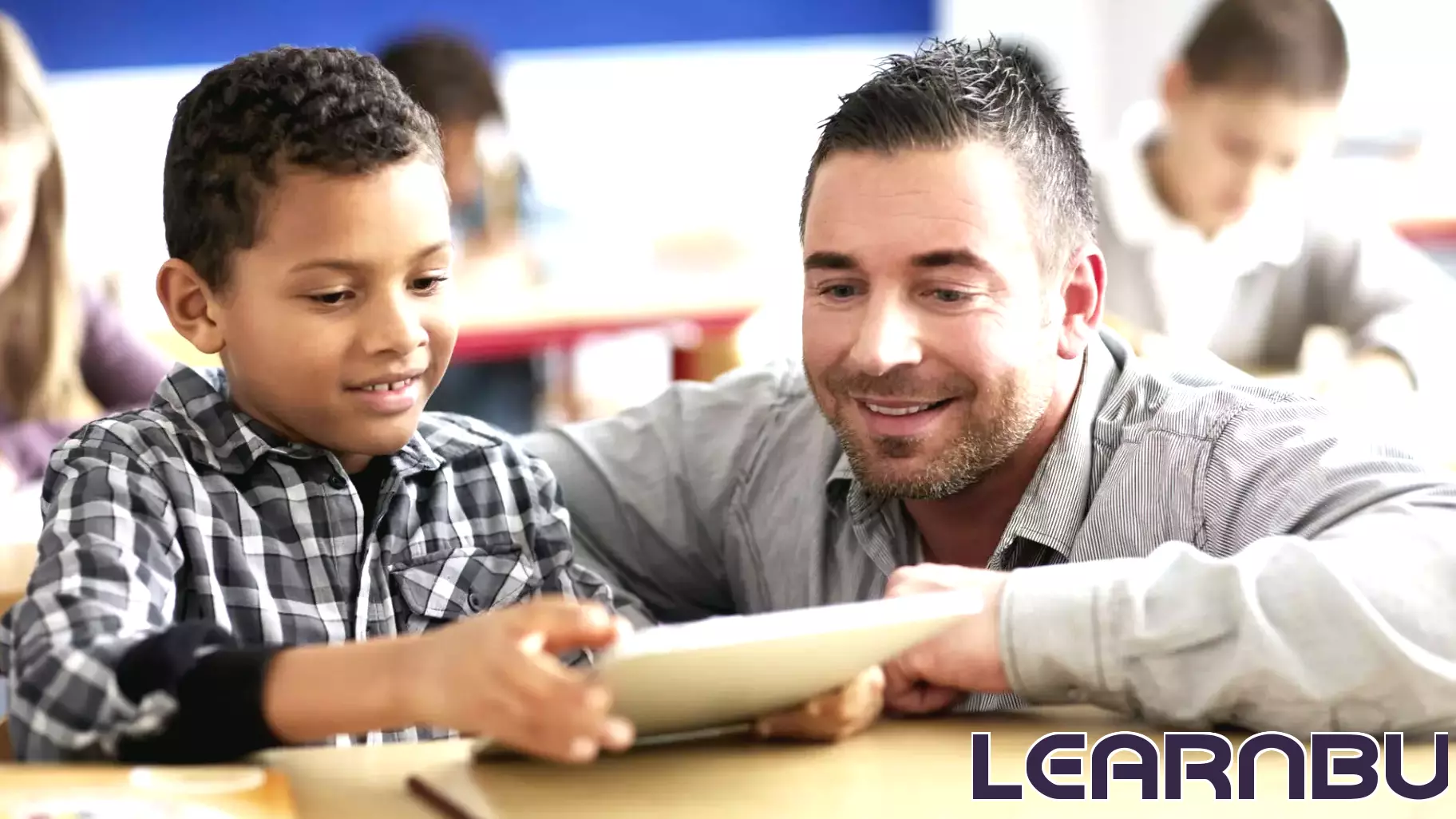 Significant Education Legislation Progresses, Aiming to Increase Starting Teacher Salaries