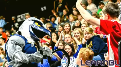 Local Students Energize Mocs in Season Opener